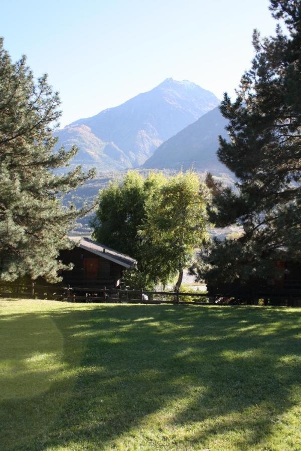 Hotel Village Aosta Eksteriør billede